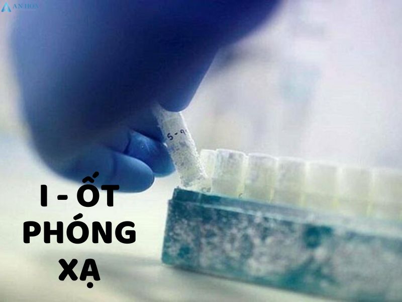 U tuyến giáp độ 4