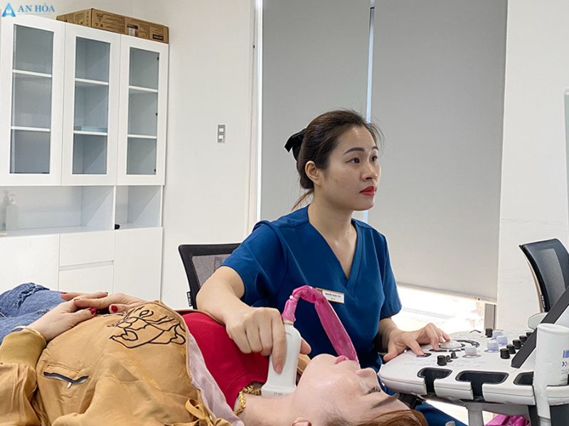 U nhú tuyến giáp
