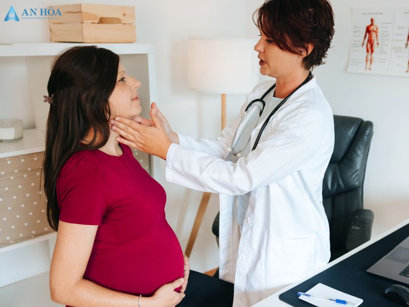 Khối u tuyến giáp ác tính